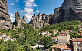 Dream Nest Meteora